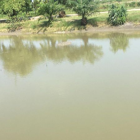 Appartamento Saeng Tai Amphawa Samut Songkhram Esterno foto