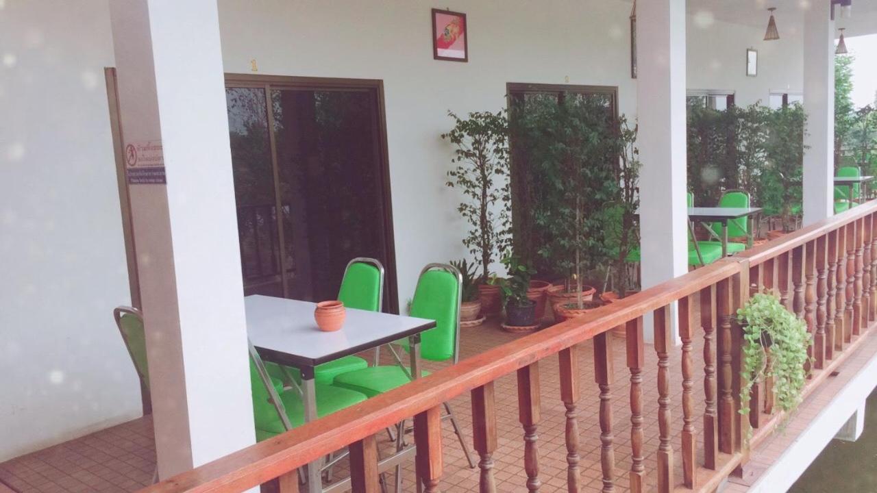 Appartamento Saeng Tai Amphawa Samut Songkhram Esterno foto